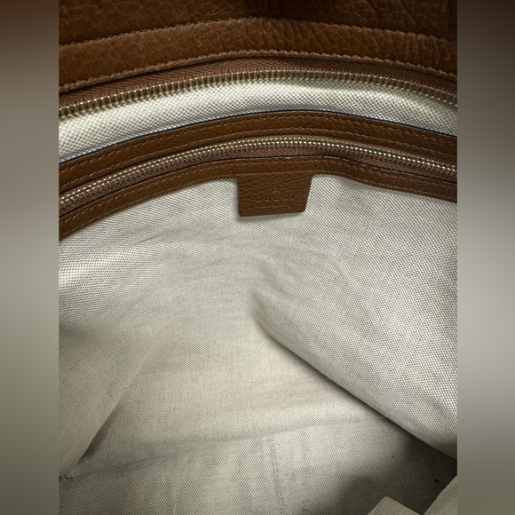 Gucci Pebble Leather Bree Tote - Picture 7 of 16